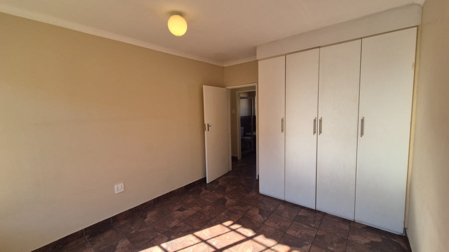 2 Bedroom Property for Sale in Vaalpark Free State